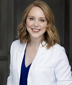 Dr. Caitlin Farmer